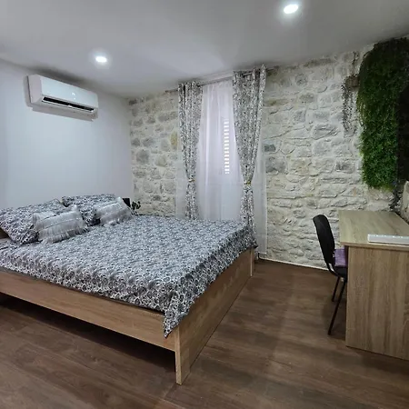 Chippy Apartmán Kaštela